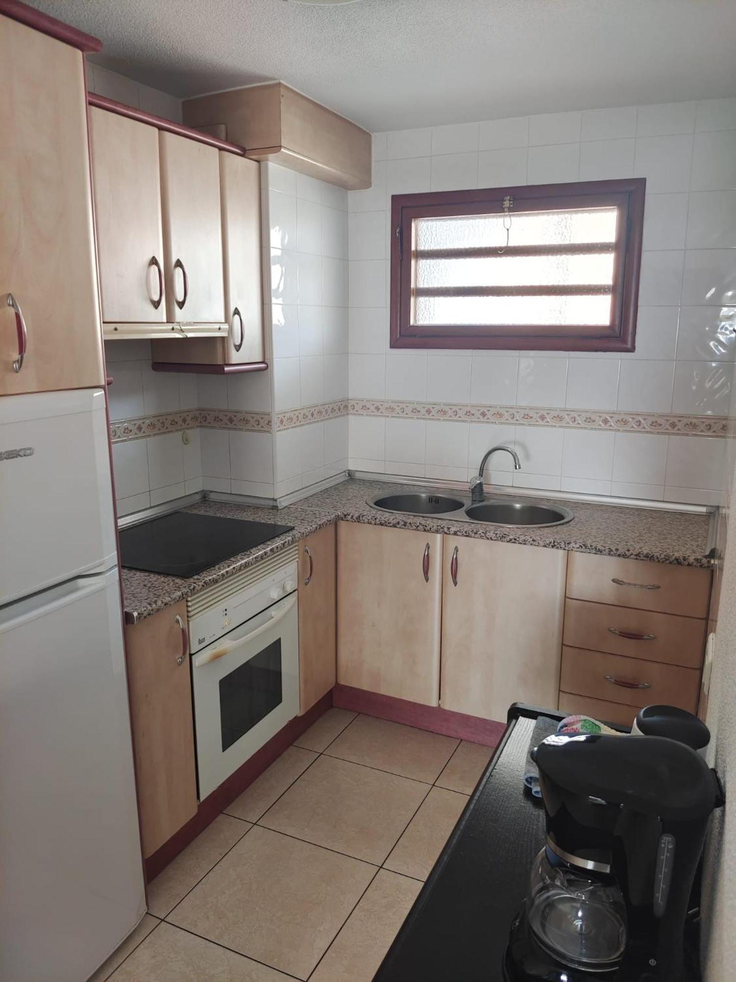 Apartamentos Cervantes Benidorm Bagian luar foto