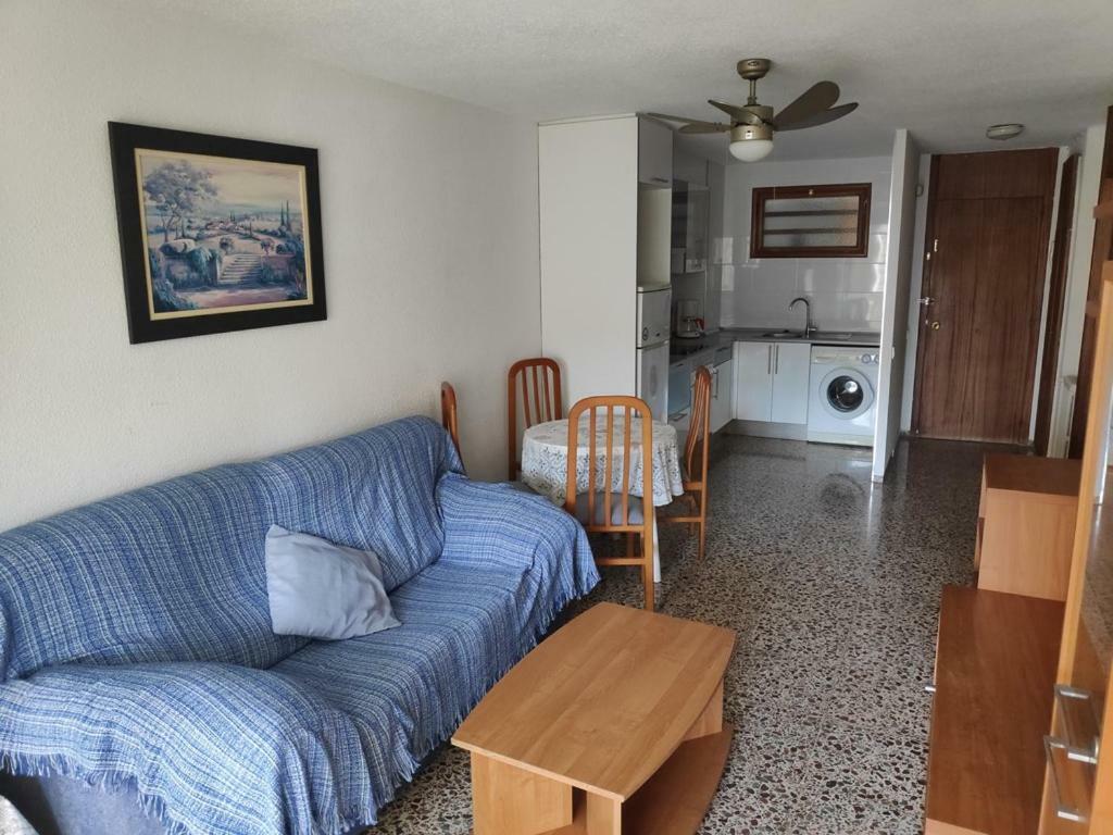 Apartamentos Cervantes Benidorm Bagian luar foto